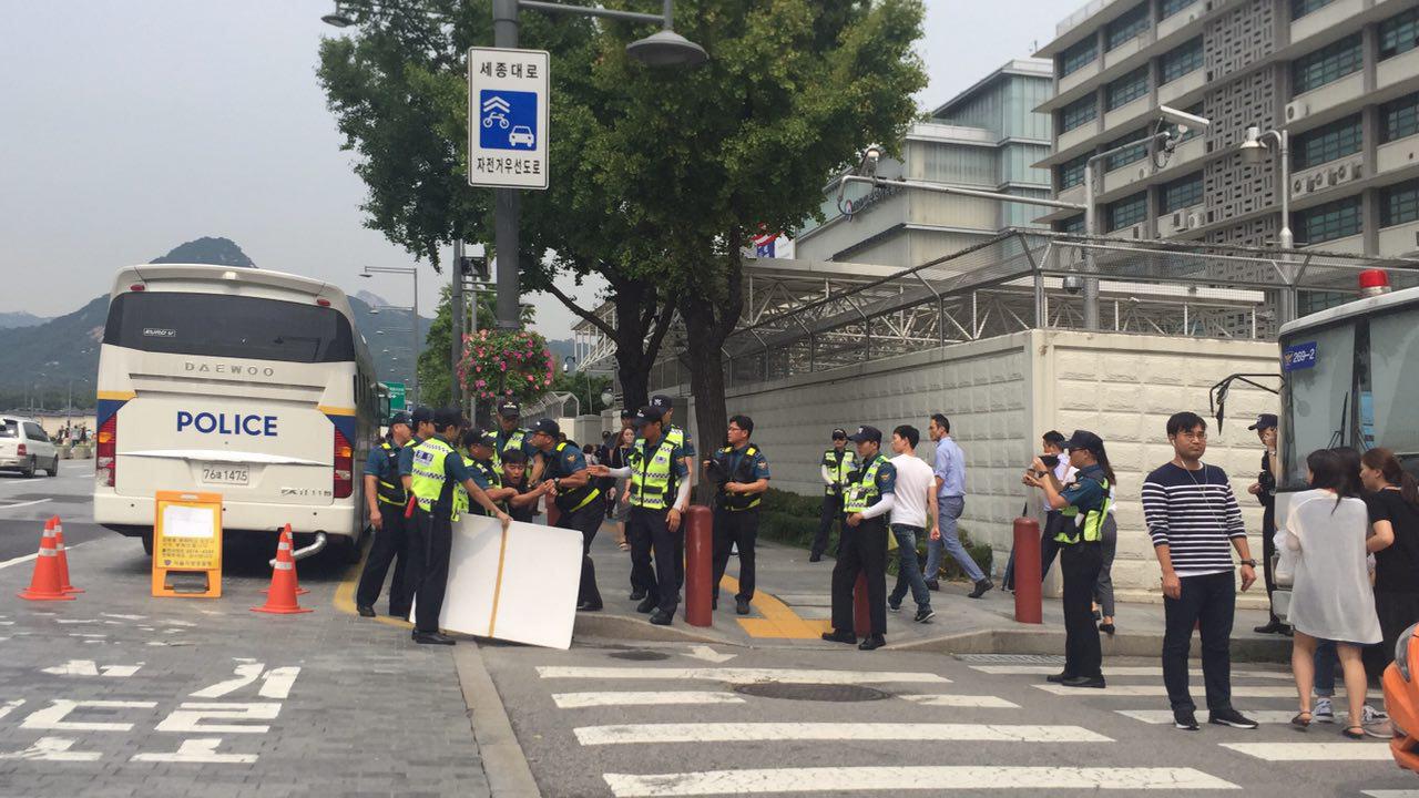 %eb%af%b8%ea%b5%b0-0906-006