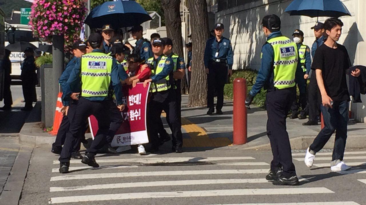 1005_%eb%af%b8%ea%b5%b0_004